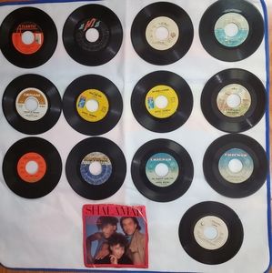 Vinyl, 7", 45 RPM